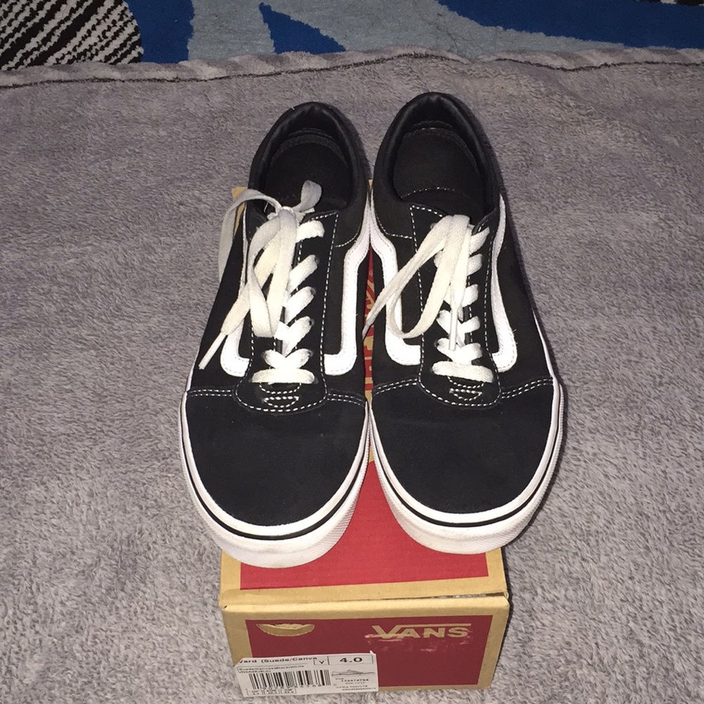 Vans low top